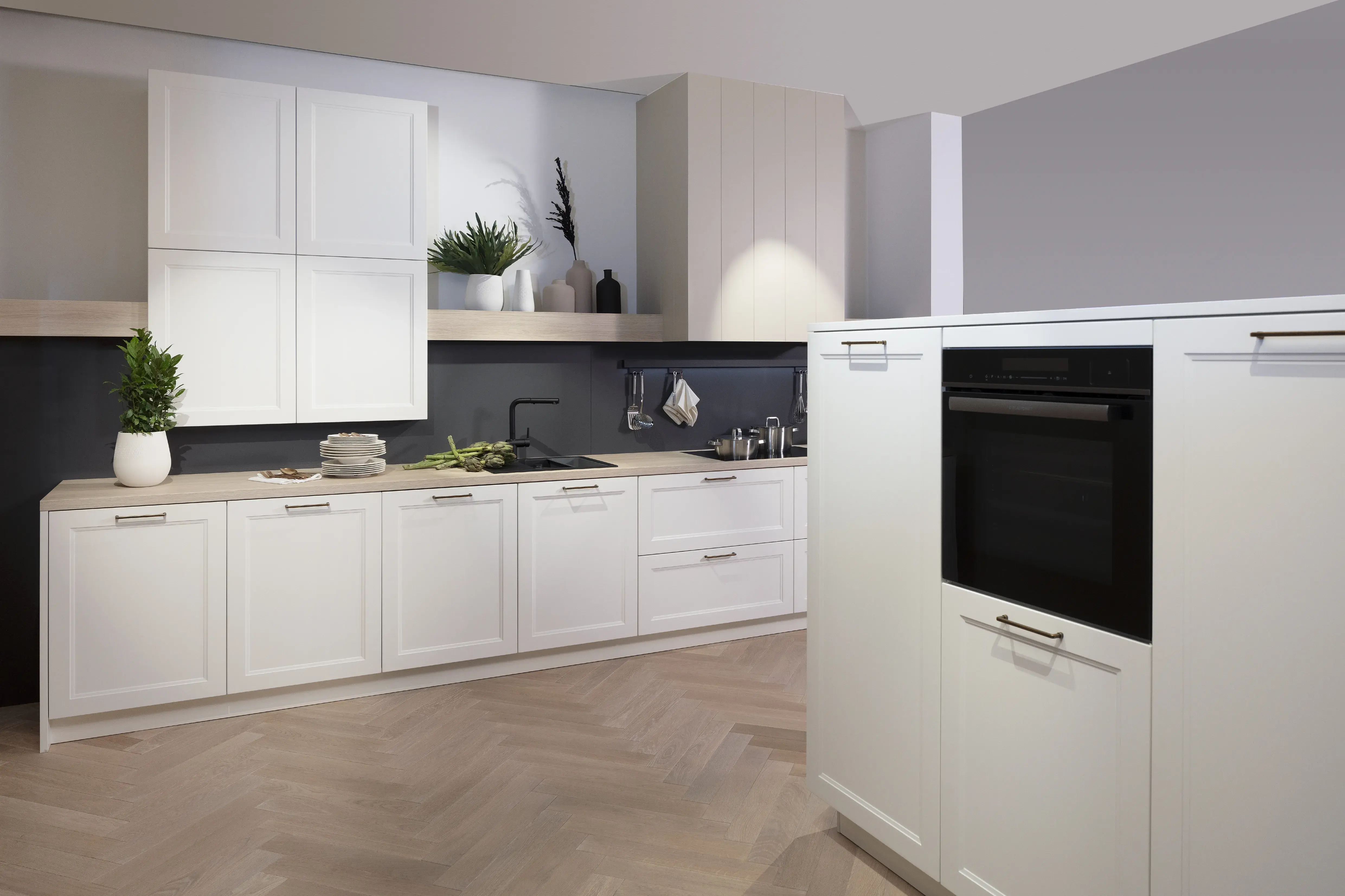 Häcker-Küche Ravenna Ultramatt mit Feineichen-Dekor. 